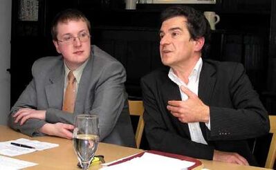 Vorsitzender Roland Pirner mit MdB Klaus Barthel