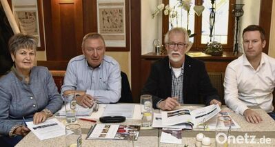 Das Radwegekonzept der SPD stellten (von li.) Hildegard Geismann, Achim Bender, Thomas Steiner und Michael Jakuttis vor